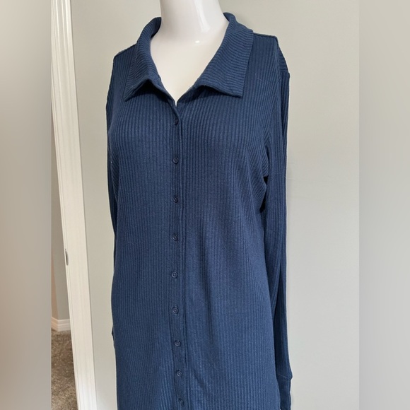 Z supply Dress Buttons XL - Picture 2 of 7